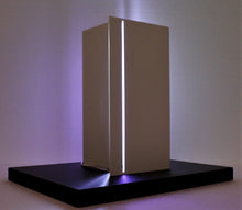 Cargar imagen en el visor de la galería, Dittico di scultura luminosa in P.l.a. biodegradabile italian style cm.  37x28 altezza cm. 32
