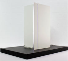 Load image into Gallery viewer, Dittico di scultura luminosa in P.l.a. biodegradabile italian style cm.  37x28 altezza cm. 32
